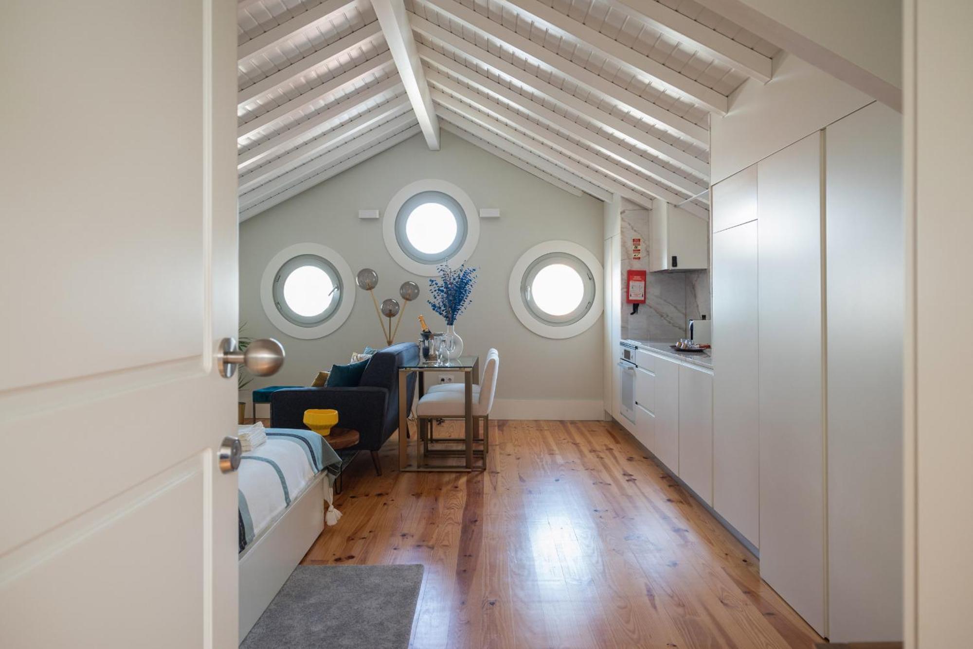 Nautical Luxury Loft * Oporto